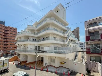 マグノリアパレス【2階】の外観