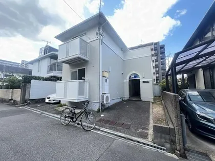 ルミネ秀暎【1階】の外観