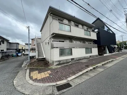 トールウッドC【2階】の外観