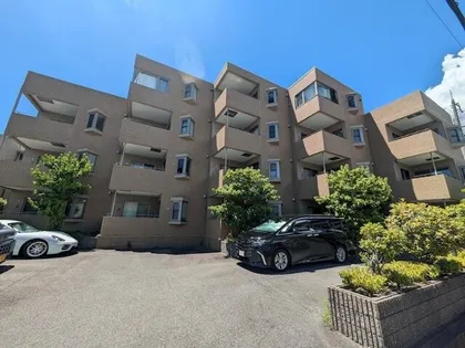 ア・コテ・ドゥ・シェヌ夙川【1階】の外観