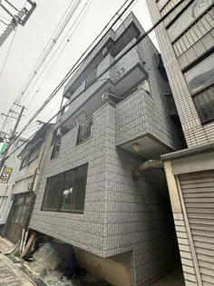 王仏マンション【3階】の外観