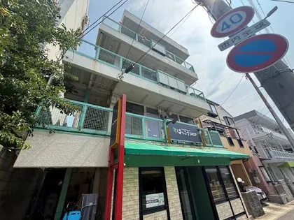 マルタカマンション【4階】の外観