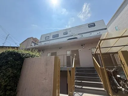 プレタメゾン岡本【1階】の外観