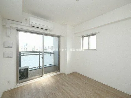 エスリード新北野アーデル【2階】の居間