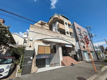 オリエントコート【2階】の外観