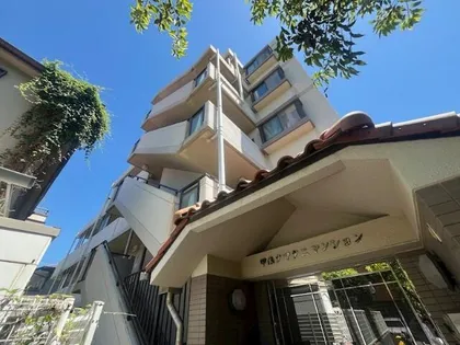 甲南タマタニマンション【1階】の外観
