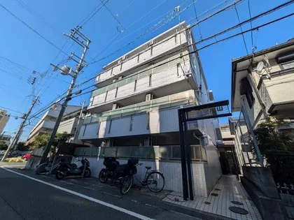 ライフ本山【4階】の外観
