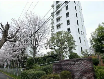 大阪府和泉市光明台1丁目【アパート】の外観