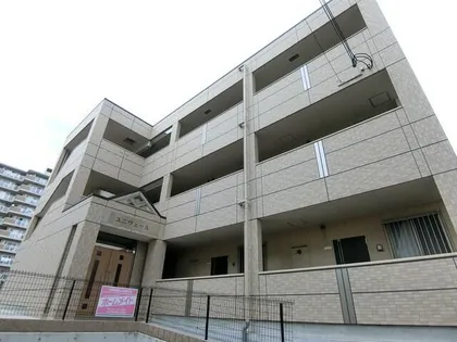 ユニヴェールの画像