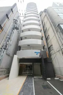 セレニテフラン本町【3階】の外観