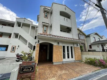 大阪府箕面市小野原西5丁目【アパート】の外観