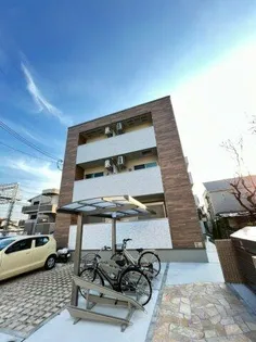 大阪府堺市西区浜寺諏訪森町西3丁【アパート】の外観