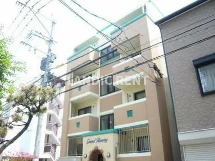 グランドアマレーの画像