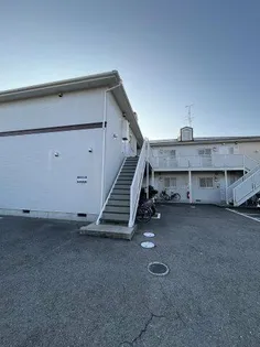 ヴェルデュール・ピノ【1階】の外観