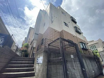 プリメール赤坂【3階】の外観