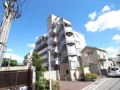 プエオテラス【301号室】の外観