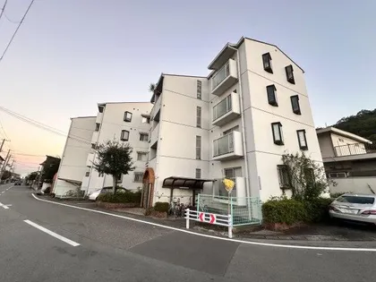 青山マンションの画像