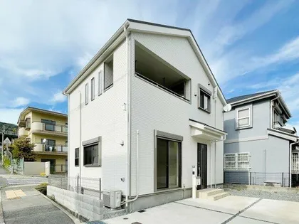 兵庫県神戸市東灘区西岡本3丁目【一戸建】の外観