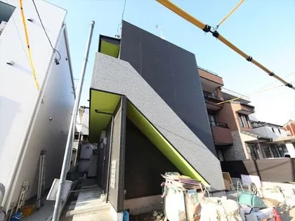 アルナージ川西の画像