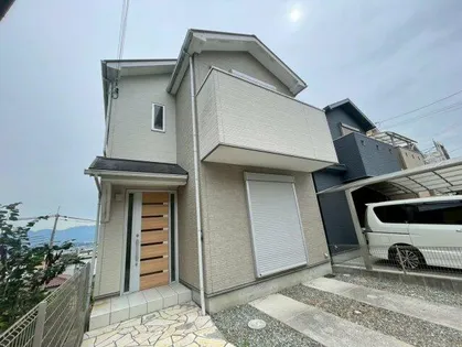 大阪府富田林市桜ケ丘町【一戸建】の外観