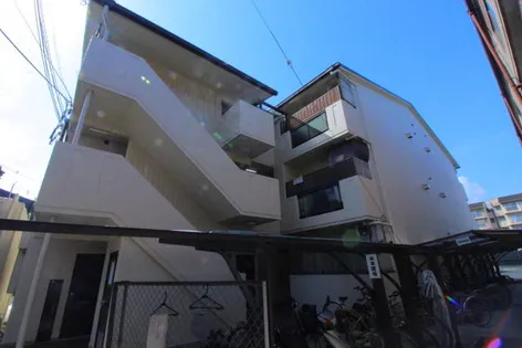 ウエストコート【108号室】の外観