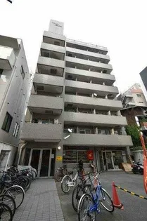 赤い風船ビルの画像