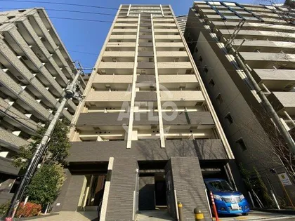 クリスタルグランツ梅田【10階】の外観