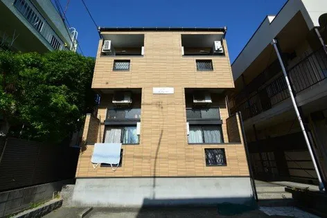 メゾンα(メゾンアルファ)【1階】の外観