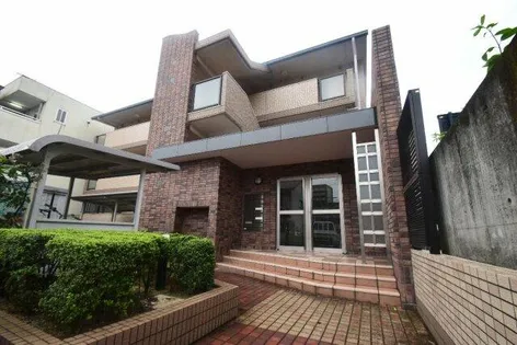 ポーロニア柳原【102号室】の外観