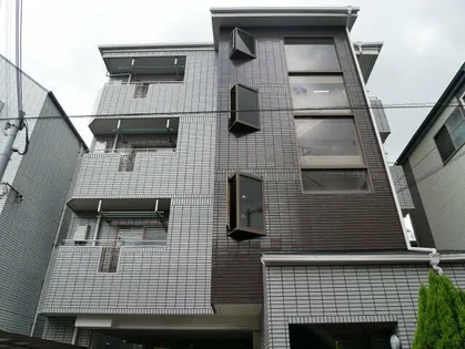 ピースフルハウス【2階】の外観