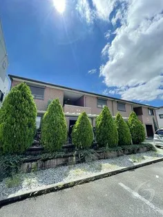 スカイフィールド【2階】の外観