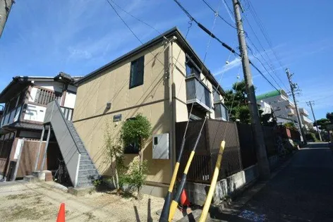 クラスティーナA棟【2階】の外観