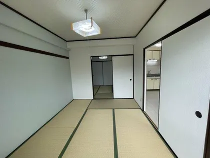 エム苦楽園【303号室】の内装