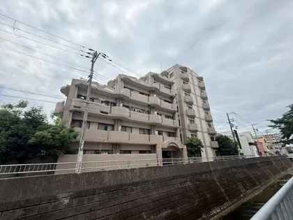 サンプラザ本山南の画像
