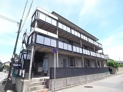 ハーモニーマンションA棟【103号室】の外観