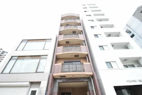 クレアールジーエー【201号室】の外観