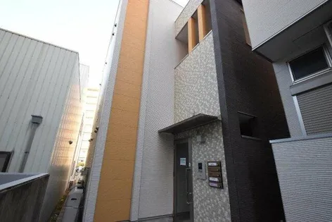 ヴィサージュ新栄【101号室】の外観