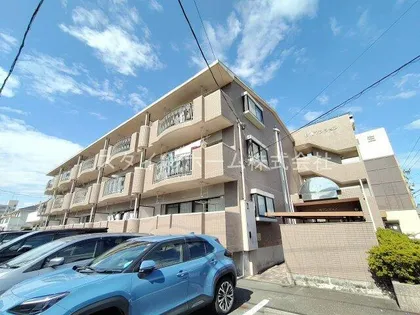 杉浦マンション【302号室】の外観