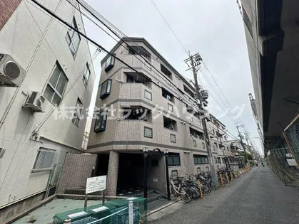 ラ・ルミエール【2階】の外観