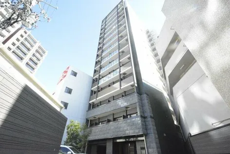 プレサンス鶴舞公園セラヴィ【2階】の外観