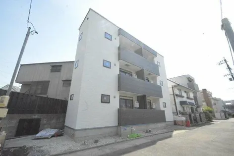 Cherim清水【203号室】の外観