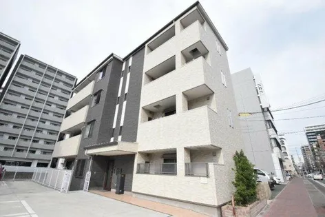 カーサエスト【3階】の外観