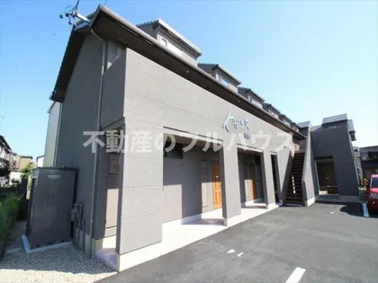 セザンヌ牧野【202号室】の外観