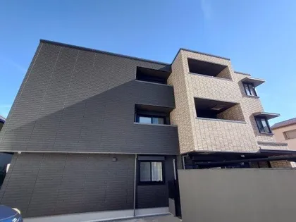 シャーメゾンガーデンズ岡本【103号室】の外観