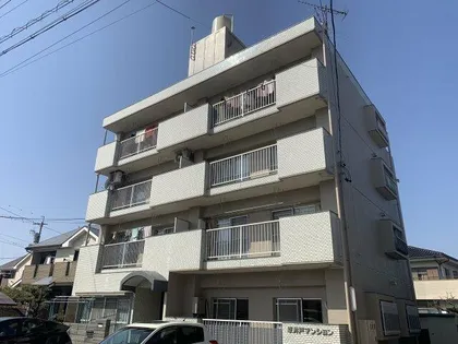 坂井戸マンション【4階】の外観