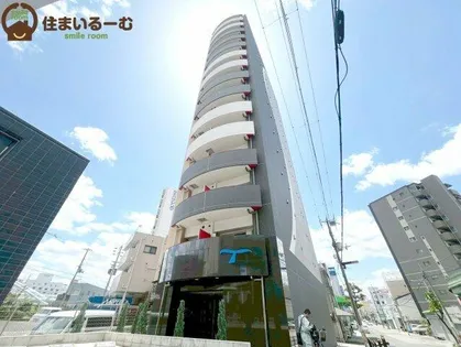 セレニテ福島アリア【7階】の外観