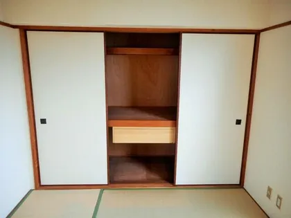 フェイス神戸【2階】の内装