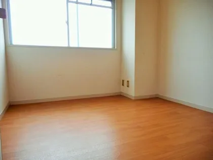 フェイス神戸【2階】の内装