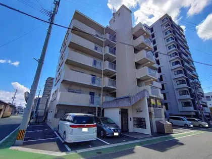 クレスト直方駅前の画像