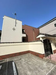 フローラ・香ヶ丘【2階】の外観